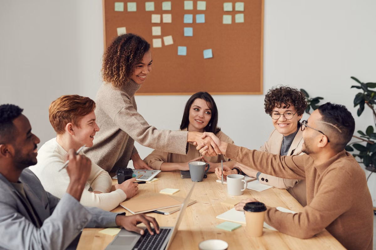 Service business social media community management case study focused on messages and response consistency